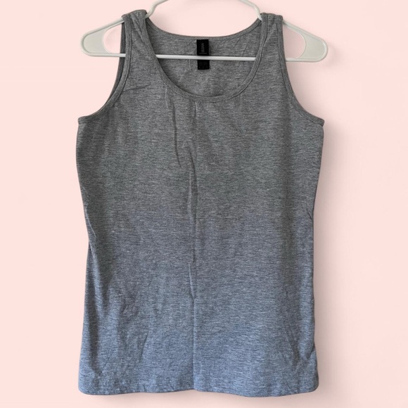 Women’s Medium Grey Sleeveless Muscle Tee Activewear Loungewear Tank Top - Picture 1 of 7
